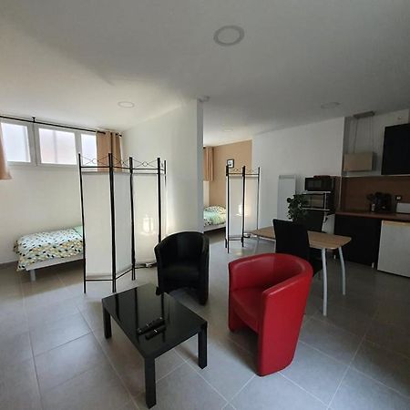Grand Studio Gravelines Centre , 5 Mn Du Cnpe Et De La Plage, Absence De Chambre Privative Exterior photo