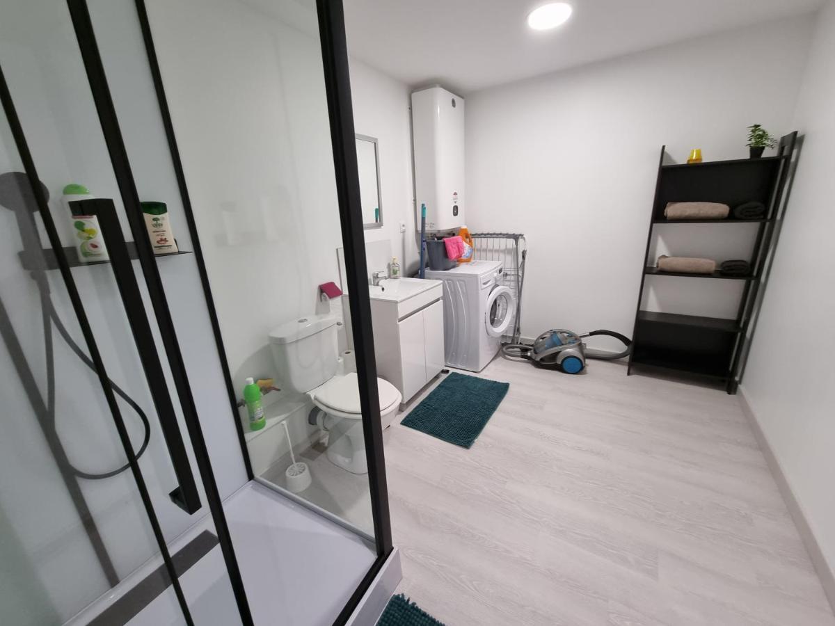 Grand Studio Gravelines Centre , 5 Mn Du Cnpe Et De La Plage, Absence De Chambre Privative Exterior photo